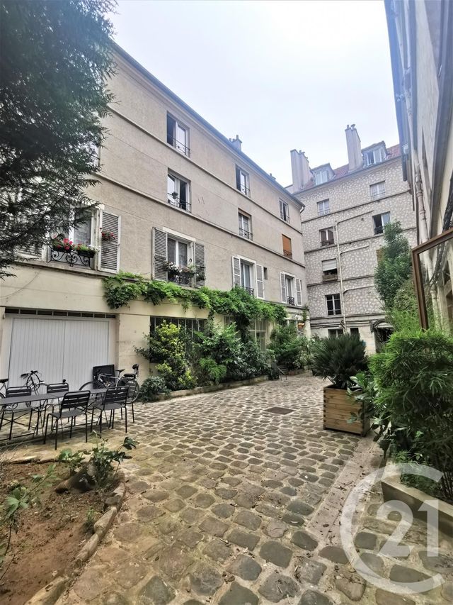 Afficher la photo en grand Appartement F2 à vendre - 2 pièces - 35.95 m2 - PARIS - 75011 - ILE-DE-FRANCE - Century 21 Chorus Bastille