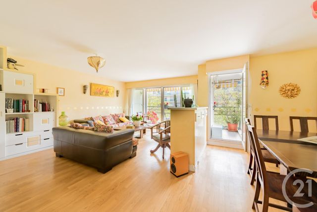 Appartement F7 à vendre - 5 pièces - 104.0 m2 - PARIS - 75020 - ILE-DE-FRANCE - Century 21 Chorus Bastille Appartement F7 à vendre - 5 pièces - 104.0 m2 - PARIS - 75020 - ILE-DE-FRANCE - Century 21 Chorus Bastille