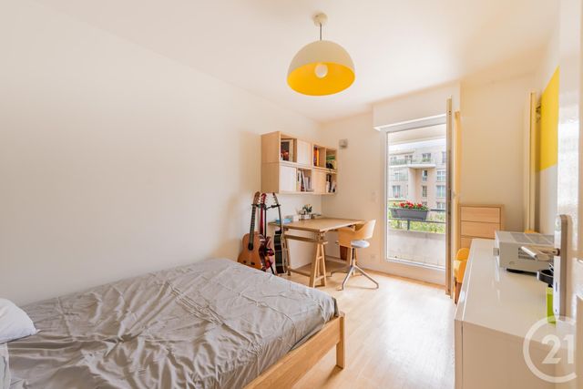 Appartement F7 à vendre - 5 pièces - 104.0 m2 - PARIS - 75020 - ILE-DE-FRANCE - Century 21 Chorus Bastille Appartement F7 à vendre - 5 pièces - 104.0 m2 - PARIS - 75020 - ILE-DE-FRANCE - Century 21 Chorus Bastille