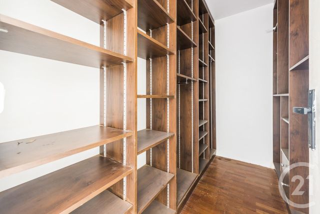 Afficher la photo en grand Appartement F2 à vendre - 2 pièces - 57.3 m2 - PARIS - 75011 - ILE-DE-FRANCE - Century 21 Chorus Bastille