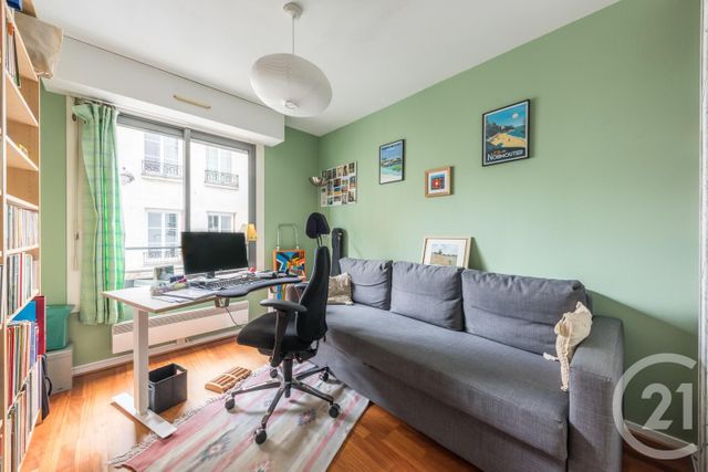 Afficher la photo en grand Appartement F4 à vendre - 4 pièces - 80.0 m2 - PARIS - 75011 - ILE-DE-FRANCE - Century 21 Chorus Bastille