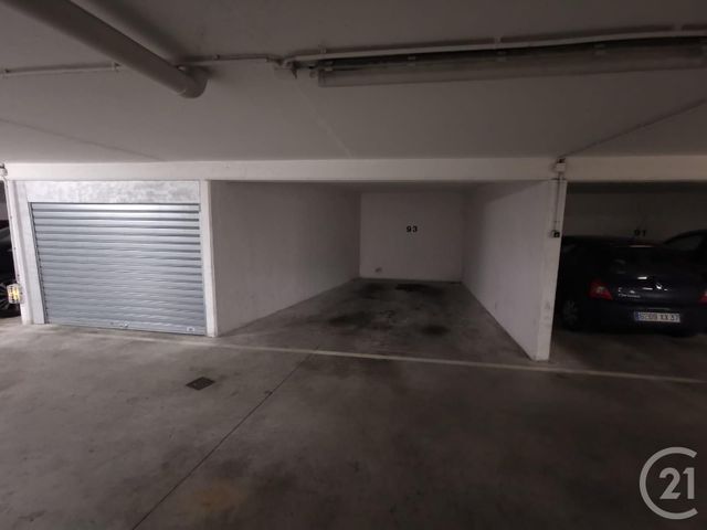parking à vendre - 16.95 m2 - PARIS - 75011 - ILE-DE-FRANCE - Century 21 Chorus Bastille