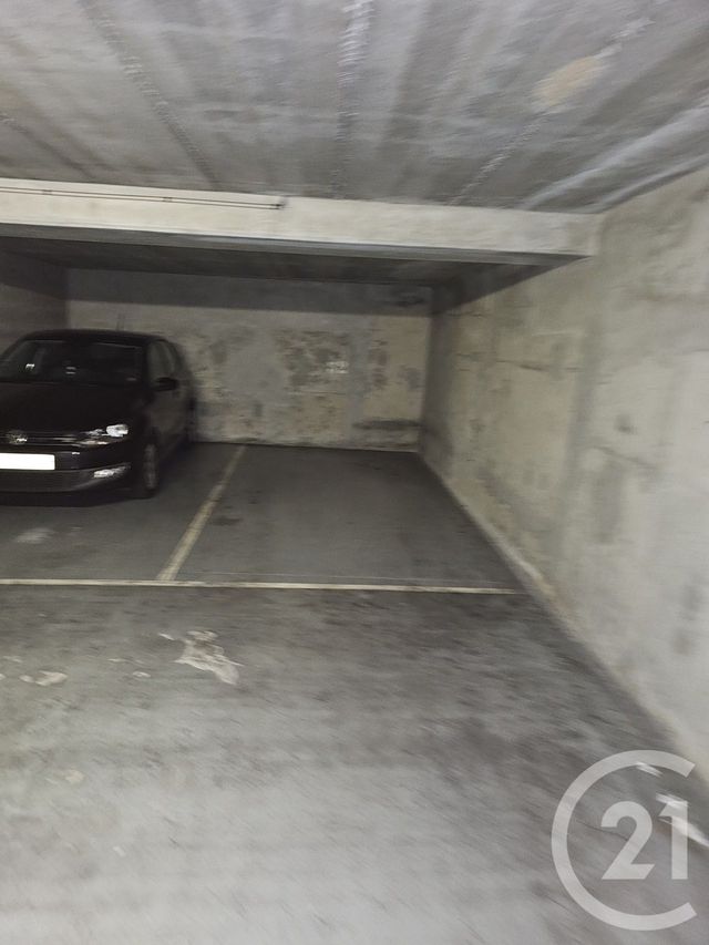 parking à vendre - 10.0 m2 - PARIS - 75011 - ILE-DE-FRANCE - Century 21 Chorus Bastille