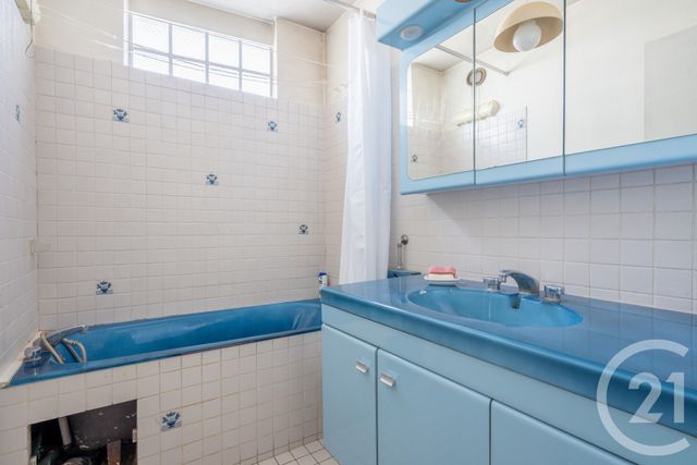 Appartement F4 à vendre - 4 pièces - 88.53 m2 - PARIS - 75011 - ILE-DE-FRANCE - Century 21 Chorus Bastille