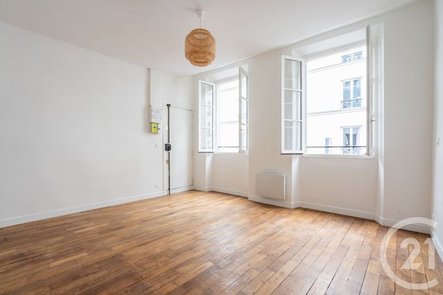 Appartement F1 à vendre - 1 pièce - 25.54 m2 - PARIS - 75011 - ILE-DE-FRANCE - Century 21 Chorus Bastille