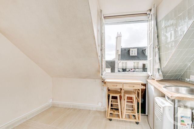 Chambre à vendre - 1 pièce - 5.3 m2 - PARIS - 75004 - ILE-DE-FRANCE - Century 21 Chorus Bastille