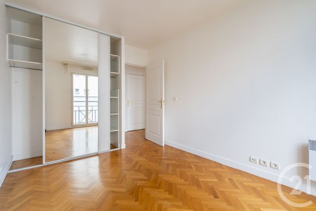 Appartement à vendre - 3 pièces - 65.27 m2 - PARIS - 75011 - ILE-DE-FRANCE - Century 21 Chorus Bastille