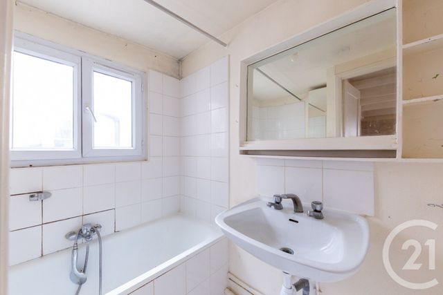 Appartement F2 à vendre - 2 pièces - 37.0 m2 - PARIS - 75001 - ILE-DE-FRANCE - Century 21 Chorus Bastille