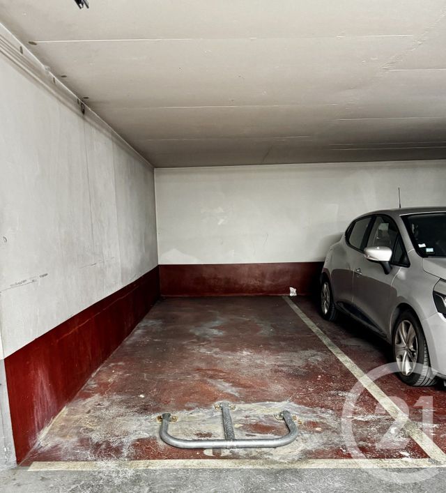 parking à vendre - 10.0 m2 - PARIS - 75011 - ILE-DE-FRANCE - Century 21 Chorus Bastille