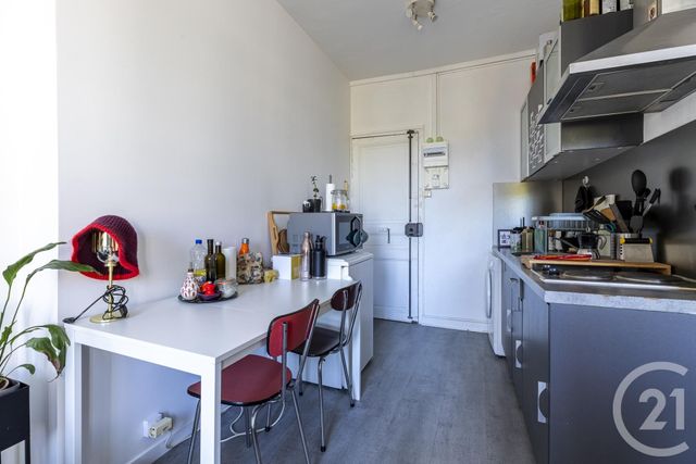 Appartement Studio à vendre - 1 pièce - 22.25 m2 - PARIS - 75011 - ILE-DE-FRANCE - Century 21 Chorus Bastille