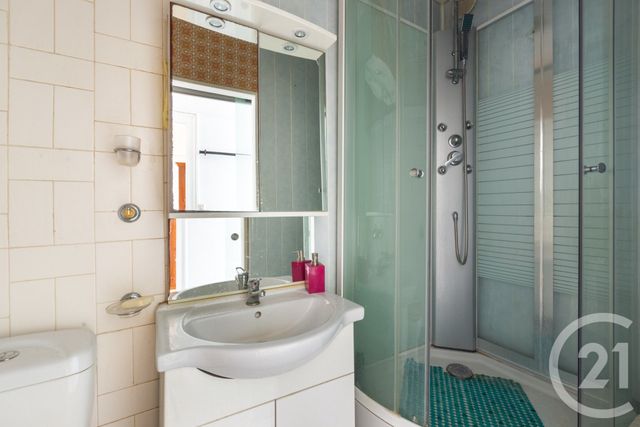 Appartement F2 à vendre - 2 pièces - 33.5 m2 - PARIS - 75011 - ILE-DE-FRANCE - Century 21 Chorus Bastille