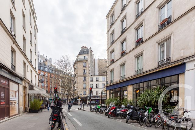 Appartement F2 à vendre - 2 pièces - 33.5 m2 - PARIS - 75011 - ILE-DE-FRANCE - Century 21 Chorus Bastille