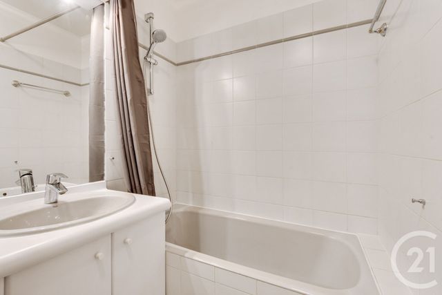 Appartement F4 à vendre - 4 pièces - 87.2 m2 - PARIS - 75012 - ILE-DE-FRANCE - Century 21 Chorus Bastille