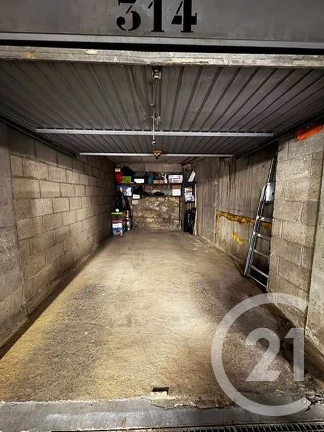parking à vendre - 13.81 m2 - PARIS - 75011 - ILE-DE-FRANCE - Century 21 Chorus Bastille