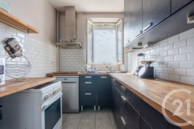 Appartement T3 à vendre - 3 pièces - 81.23 m2 - CHARENTON LE PONT - 94 - ILE-DE-FRANCE - Century 21 Chorus Bastille