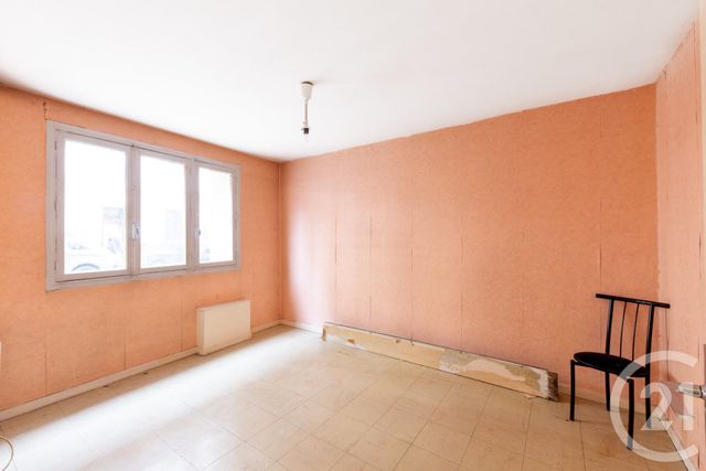 Appartement F3 à vendre - 3 pièces - 57.38 m2 - PARIS - 75011 - ILE-DE-FRANCE - Century 21 Chorus Bastille