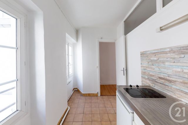 Appartement Studio à vendre - 1 pièce - 30.24 m2 - PARIS - 75011 - ILE-DE-FRANCE - Century 21 Chorus Bastille