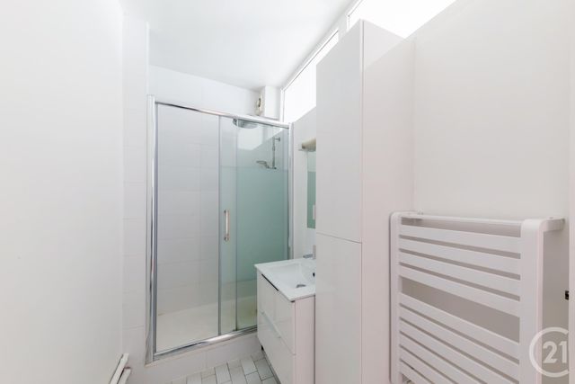 Appartement Studio à vendre - 1 pièce - 30.24 m2 - PARIS - 75011 - ILE-DE-FRANCE - Century 21 Chorus Bastille