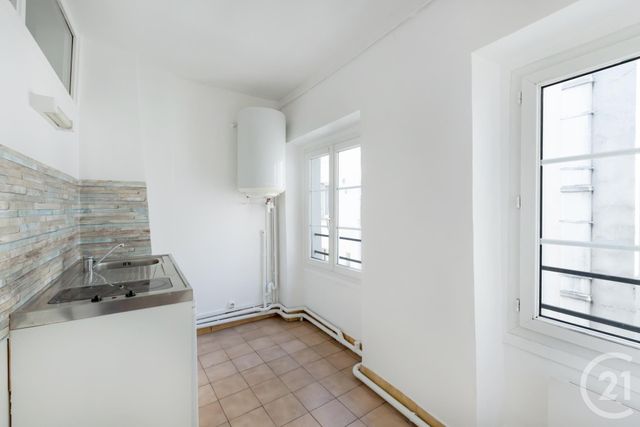 Appartement Studio à vendre - 1 pièce - 30.24 m2 - PARIS - 75011 - ILE-DE-FRANCE - Century 21 Chorus Bastille