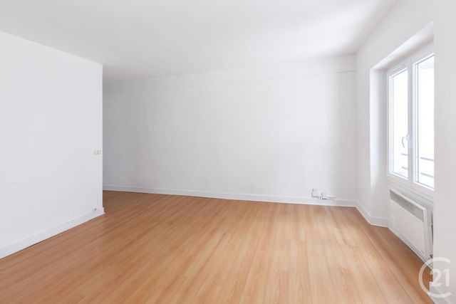 Appartement Studio à vendre - 1 pièce - 30.24 m2 - PARIS - 75011 - ILE-DE-FRANCE - Century 21 Chorus Bastille