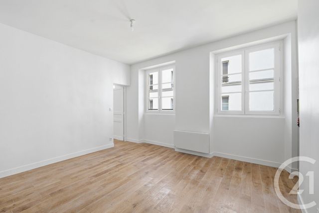 Appartement F2 à vendre - 2 pièces - 44.0 m2 - PARIS - 75011 - ILE-DE-FRANCE - Century 21 Chorus Bastille