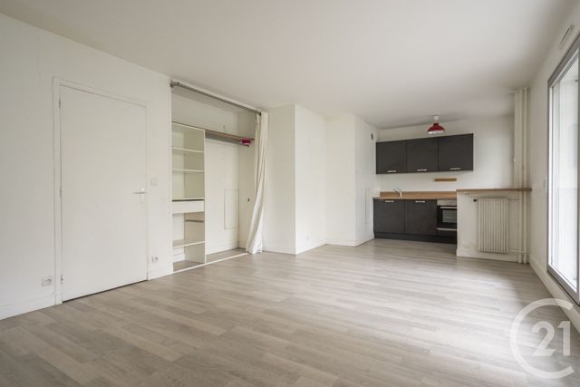 Appartement Studio à vendre - 1 pièce - 40.53 m2 - PARIS - 75020 - ILE-DE-FRANCE - Century 21 Chorus Bastille