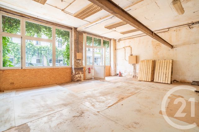 Appartement Atelier d'artiste à vendre - 2 pièces - 45.56 m2 - PARIS - 75011 - ILE-DE-FRANCE - Century 21 Chorus Bastille