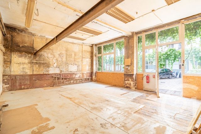 Appartement Atelier d'artiste à vendre - 2 pièces - 45.56 m2 - PARIS - 75011 - ILE-DE-FRANCE - Century 21 Chorus Bastille